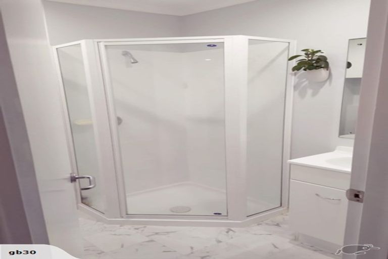 Photo of property in Terrace Heights Apartments, 14b/163 The Terrace, Wellington Central, Wellington, 6011