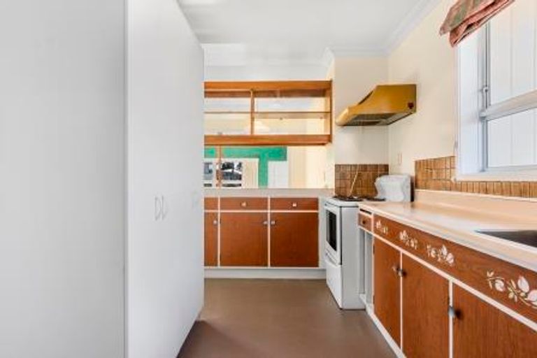 Photo of property in 24 Cedar Grove, Matua, Tauranga, 3110