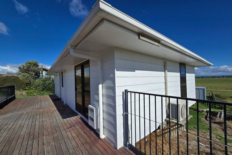 Photo of property in 150 Pukehina Parade, Pukehina, Te Puke, 3189