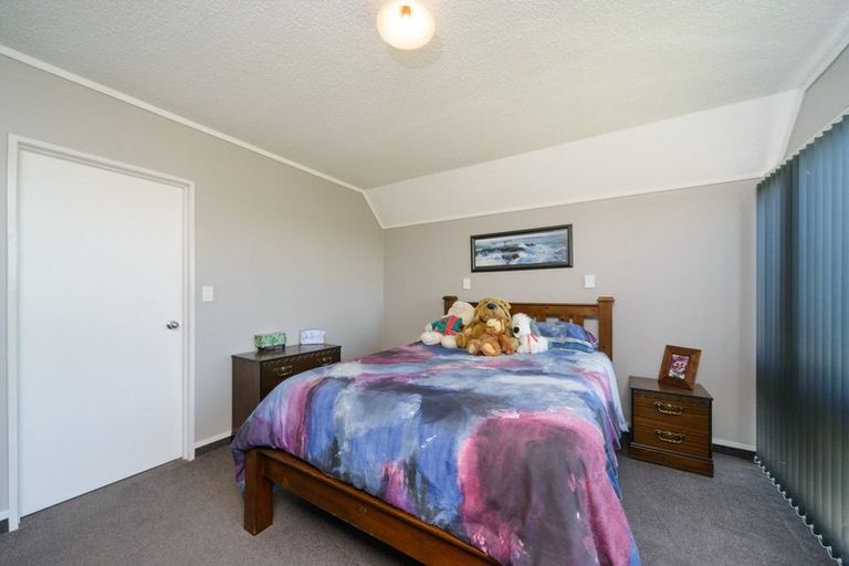 Photo of property in 111 Benmore Avenue, Cloverlea, Palmerston North, 4412