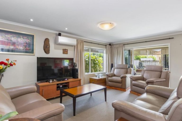 Photo of property in 6 Saratoga Court, Papamoa Beach, Papamoa, 3118