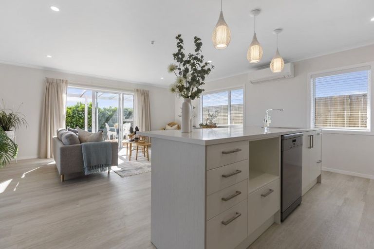 Photo of property in 18 Roka Street, Bell Block, New Plymouth, 4312