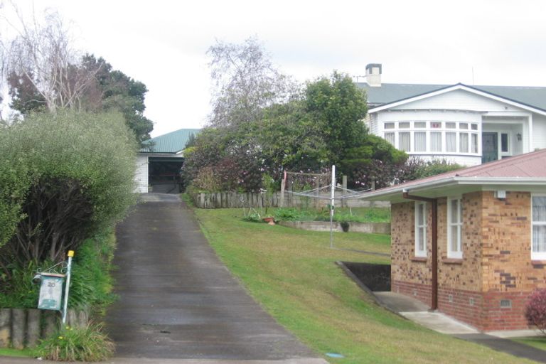 Photo of property in 20 Wellington Street, Papakura, 2110