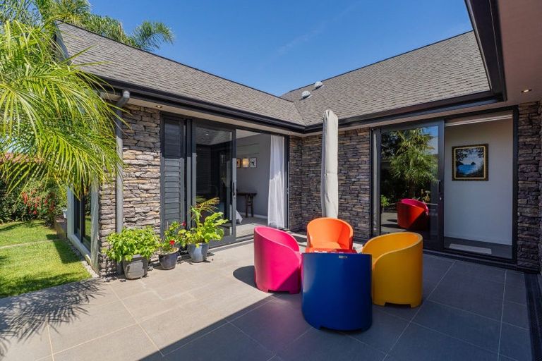 Photo of property in 8 Sara Way, Whitianga, 3510