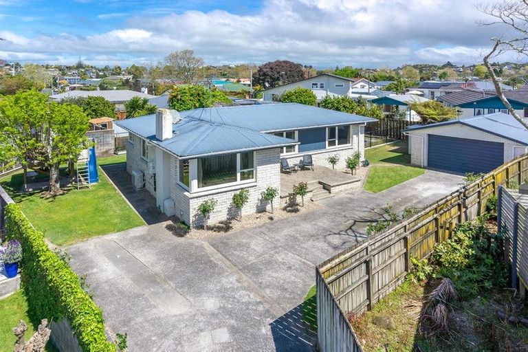 Photo of property in 11 Robyn Place, Dinsdale, Hamilton, 3204