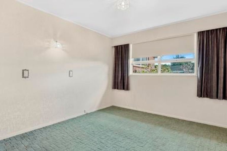 Photo of property in 24 Cedar Grove, Matua, Tauranga, 3110