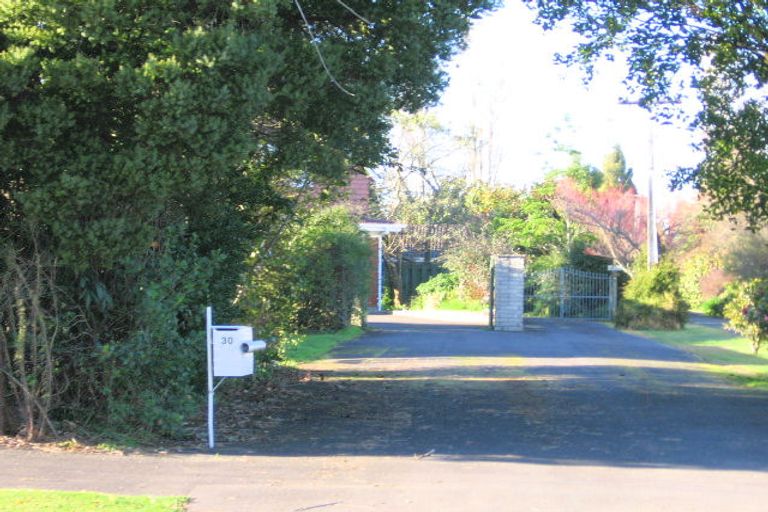 Photo of property in 30 Braid Road, St Andrews, Hamilton, 3200