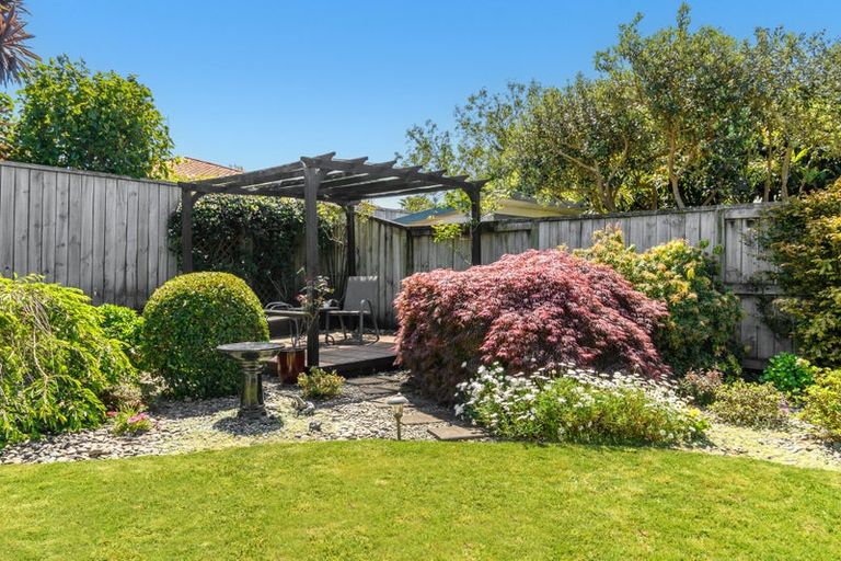 Photo of property in 66 Carrington Drive, Papamoa Beach, Papamoa, 3118