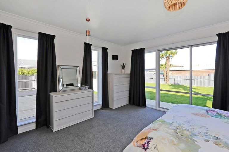 Photo of property in 33 Allen Berry Avenue, Pirimai, Napier, 4112