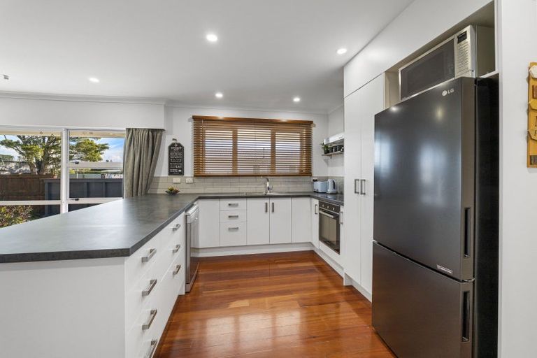 Photo of property in 135 Brecon Road, Stratford, 4332