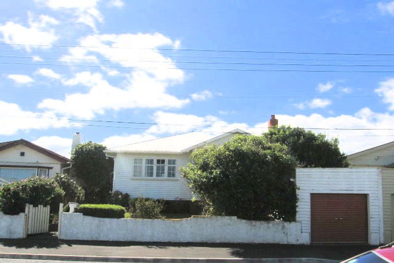 Photo of property in 65 Strathavon Road, Miramar, Wellington, 6022