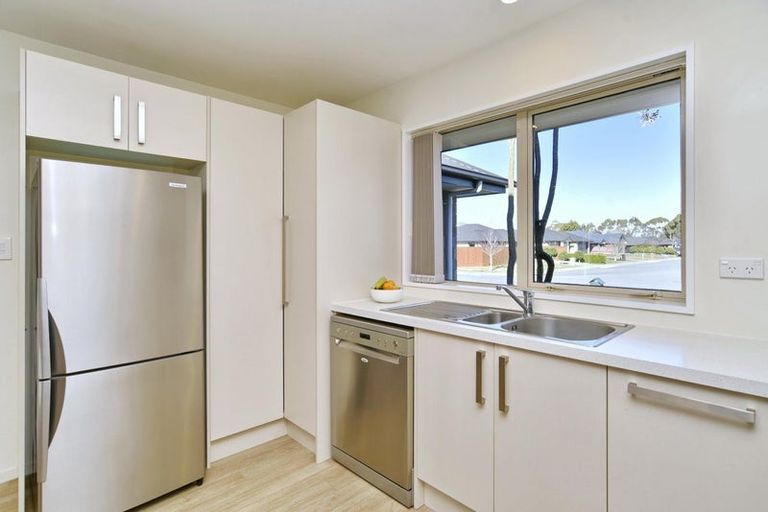 Photo of property in 26 Beech Drive, Rangiora, 7400