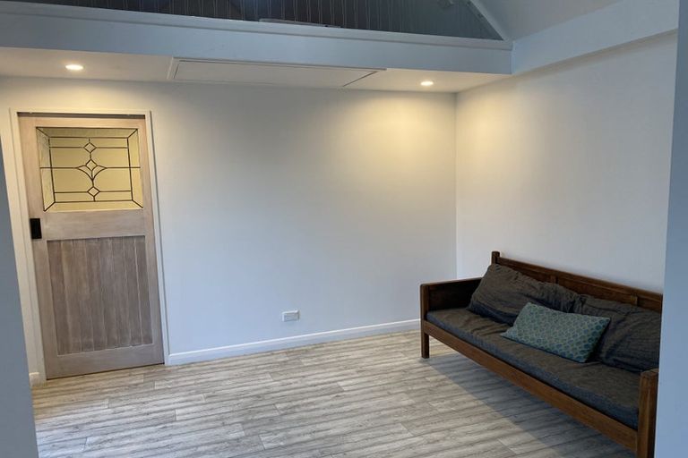 Photo of property in 80 Lake Road, Narrow Neck, Auckland, 0624