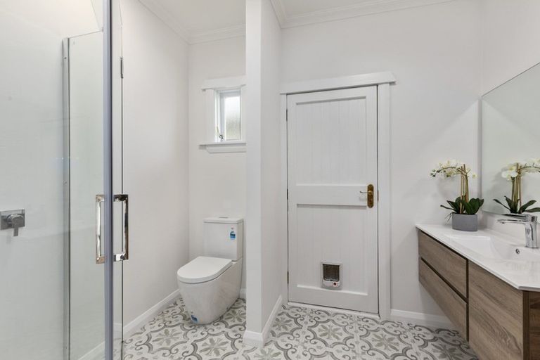 Photo of property in 13 Norton Park Avenue, Fairfield, Lower Hutt, 5011