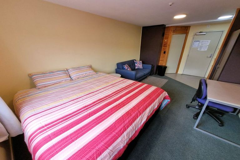 Photo of property in Martin Square Apartments, 411/20 Martin Square, Te Aro, Wellington, 6011