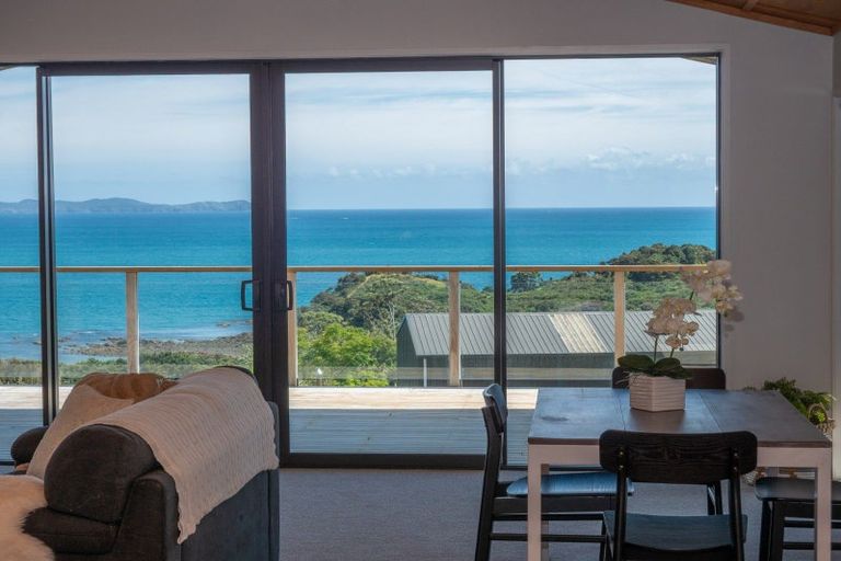 Photo of property in 20 Eagles Way, Cable Bay, 0420