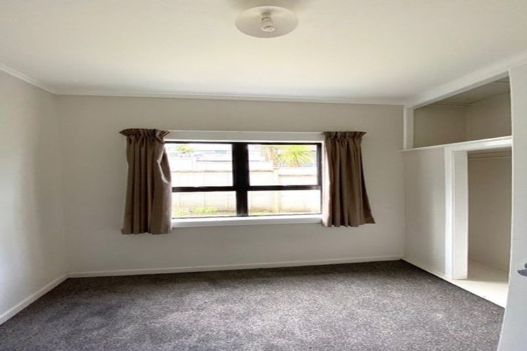 Photo of property in 4b View Road, Campbells Bay, Auckland, 0630