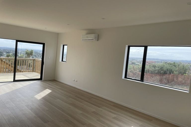 Photo of property in 9a Crestview Rise, Papakura, 2110