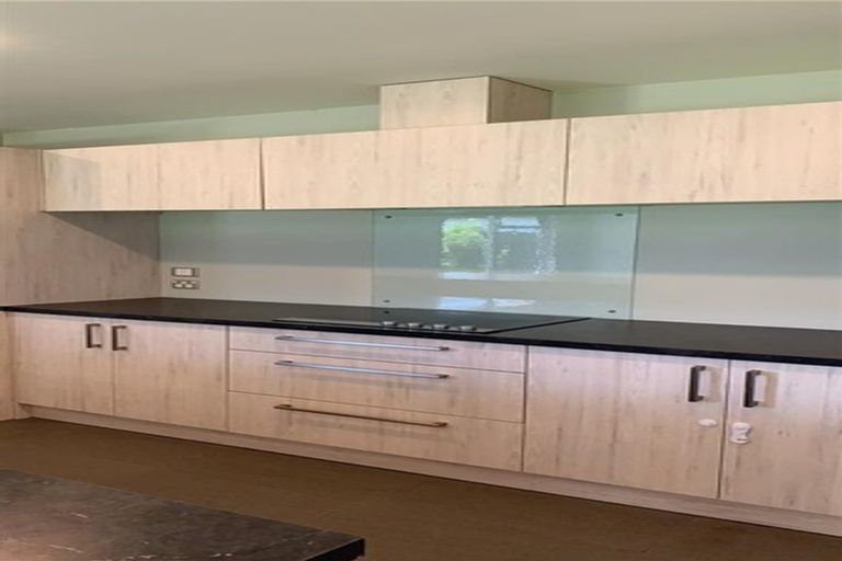 Photo of property in 8 Urihia Street, Marshland, Christchurch, 8083