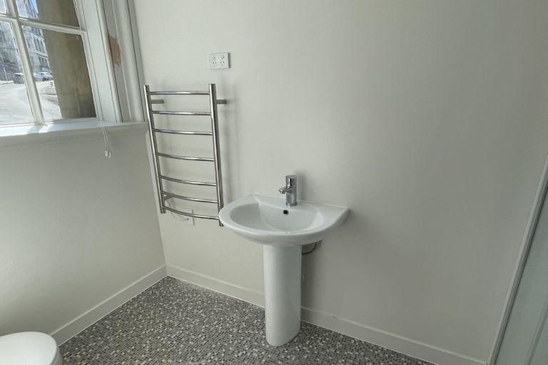 Photo of property in 255 Rattray Street, Dunedin Central, Dunedin, 9016