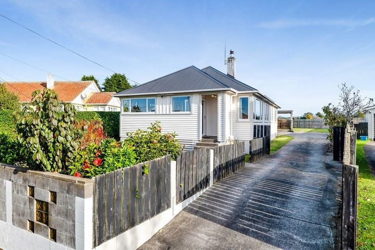 Photo of property in 18 Drake Street, Vogeltown, New Plymouth, 4310
