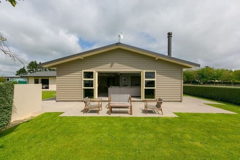 Photo of property in 457 Upland Road, Tarurutangi, New Plymouth, 4372