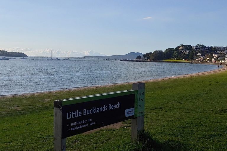 Photo of property in 163 Bucklands Beach Road, Bucklands Beach, Auckland, 2012