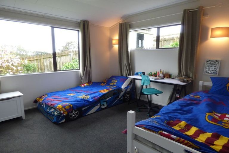 Photo of property in 9 Hobart Drive, Spotswood, New Plymouth, 4310