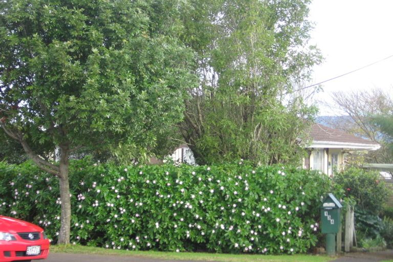 Photo of property in 132 Waimumu Road, Massey, Auckland, 0614