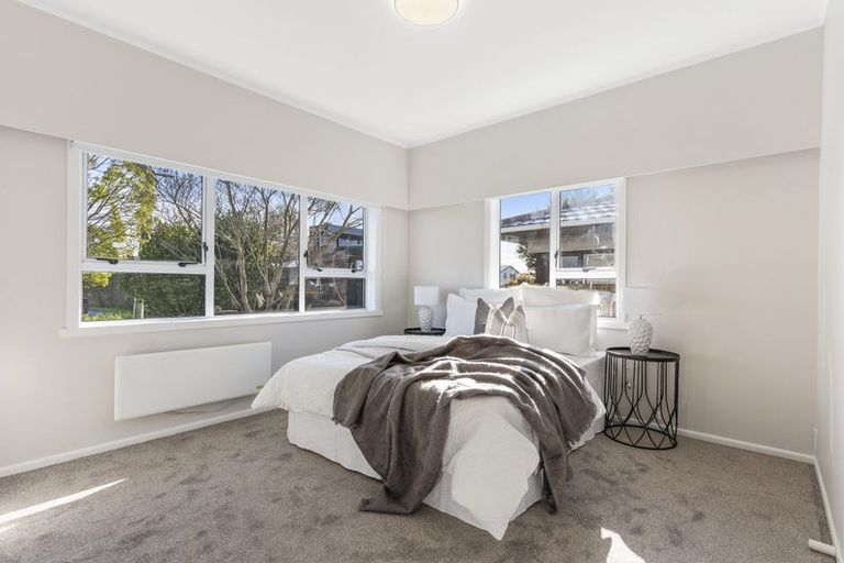 Photo of property in 32 Landon Avenue, Mangere East, Auckland, 2024