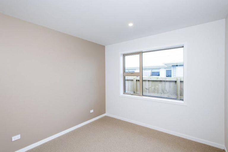Photo of property in 23 Allan Avenue, Lytton West, 4071