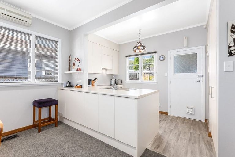 Photo of property in 150 Waiwhetu Road, Waterloo, Lower Hutt, 5011