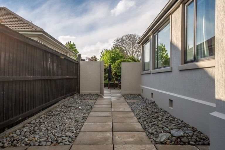 Photo of property in 19 Mccombs Street, Somerfield, Christchurch, 8024