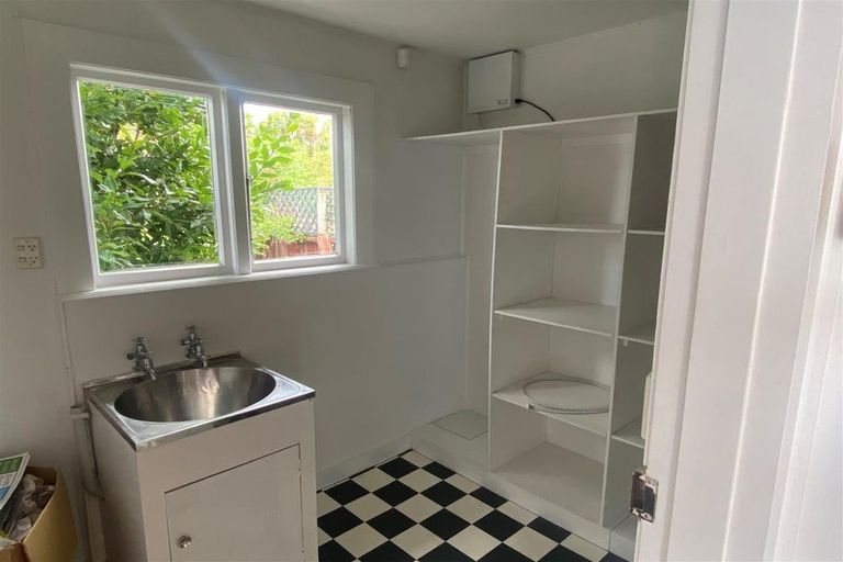 Photo of property in 18 Allard Street, Edgeware, Christchurch, 8013