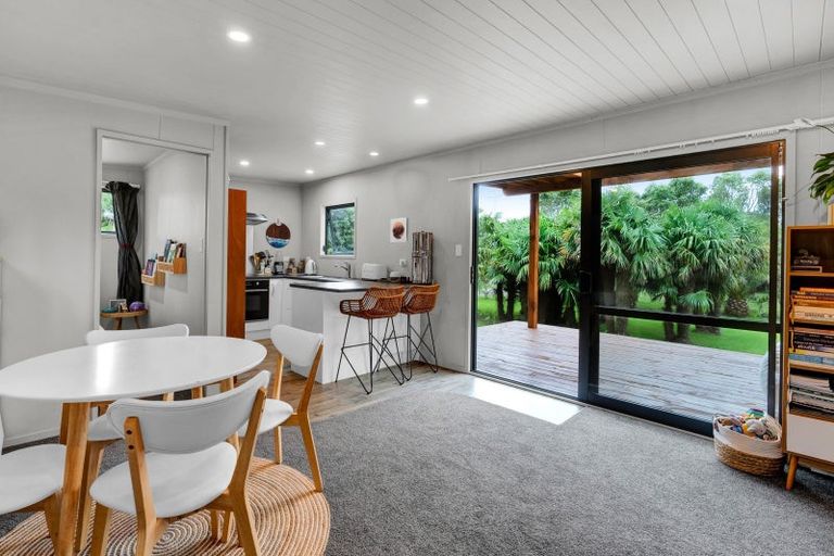 Photo of property in 6388a South Road, Pungarehu, 4685