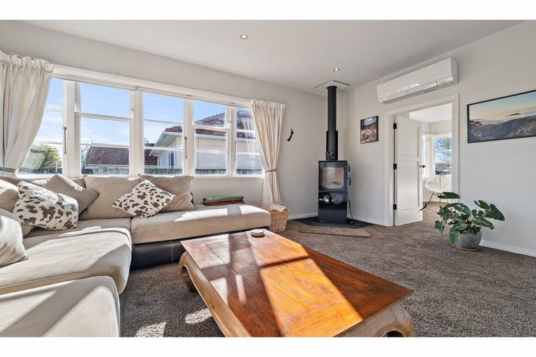 Photo of property in 1/58 Wilsons Road, Saint Martins, Christchurch, 8022