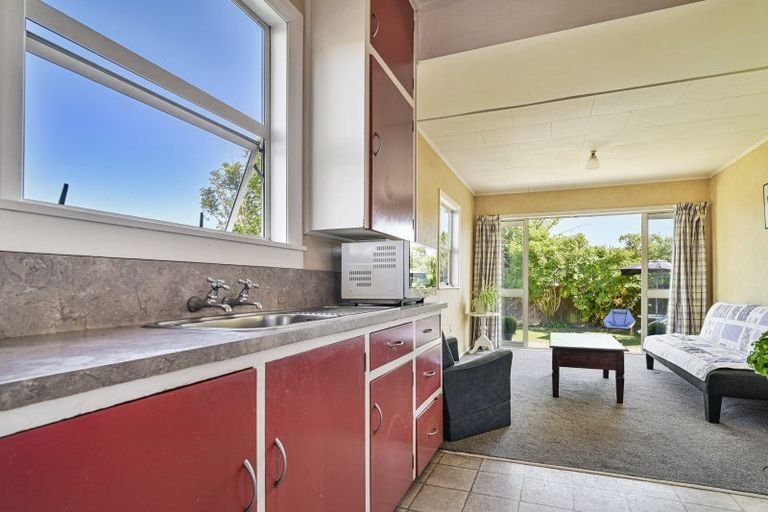 Photo of property in 200 Caroline Place, Mayfair, Hastings, 4122