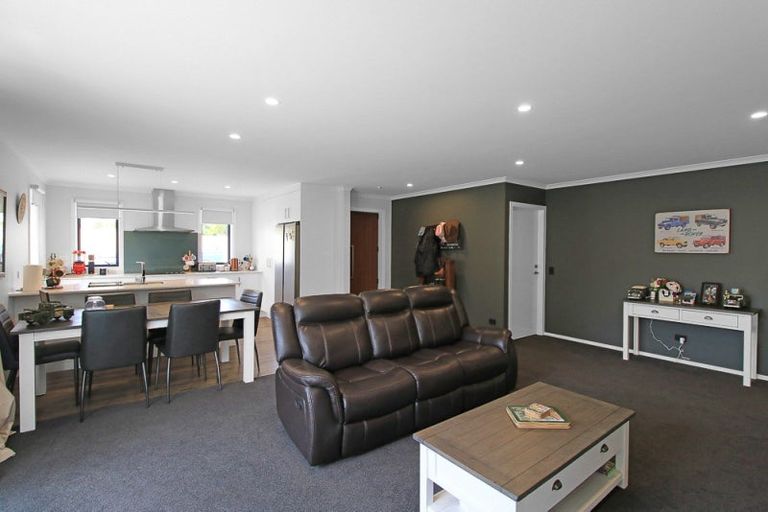 Photo of property in 7a Blennerville Close, Marton, 4710