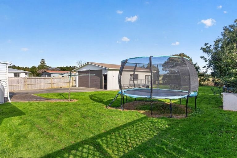 Photo of property in 79 Jellicoe Road, Ruawai, 0530