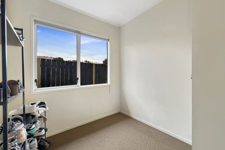 Photo of property in 1/49 Strid Road, Te Atatu South, Auckland, 0610