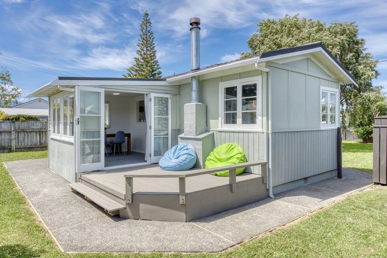 Photo of property in 16a Kirk Street, Otaki, 5512