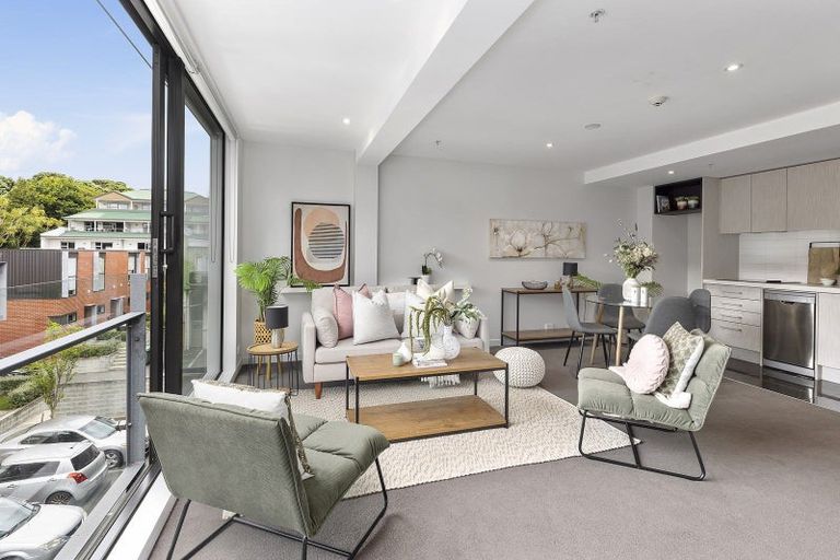 Photo of property in Nouvo Apartments, 3/21h Rugby Street, Mount Cook, Wellington, 6021