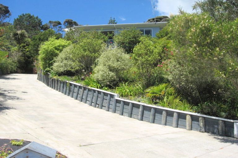 Photo of property in 11 Bush Point Road, Cable Bay, 0420