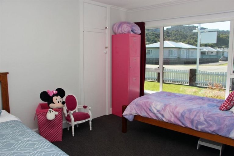 Photo of property in 10 Elizabeth Street, Greymouth, 7805
