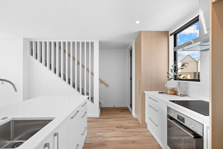 Photo of property in 6/6 Skibbereen Drive, Halswell, Christchurch, 8025