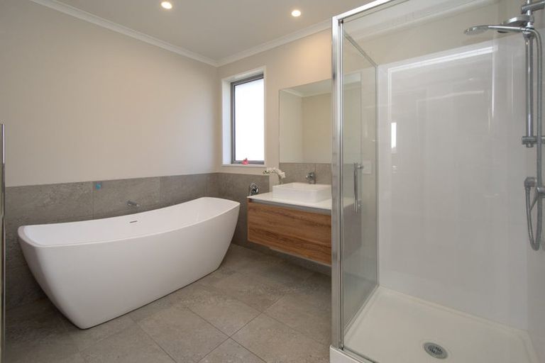 Photo of property in 6 Taniwha Street, Pegasus, 7612