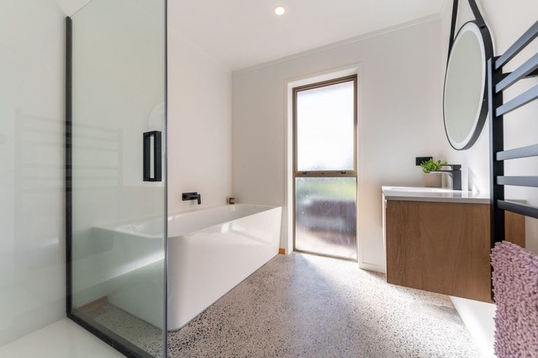 Photo of property in 84 Woodside Road, Matangi, Hamilton, 3284