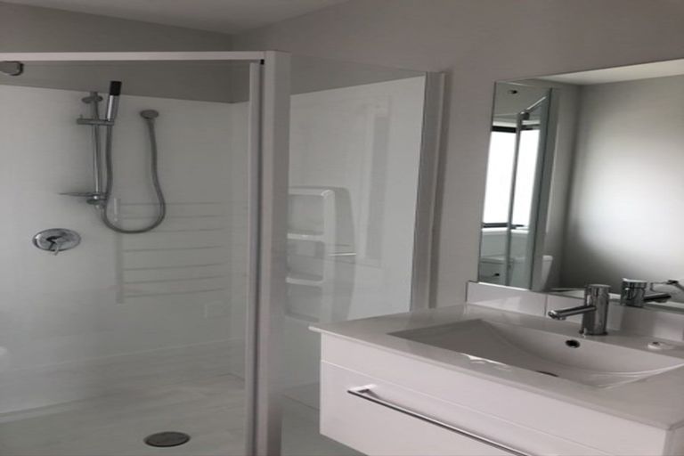 Photo of property in 39 Northmoor Boulevard, Rolleston, 7615