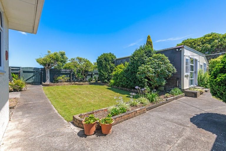 Photo of property in 113 Pahiatua Street, Hokowhitu, Palmerston North, 4410