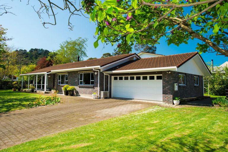 Photo of property in 30 Grant Road, Whataupoko, Gisborne, 4010